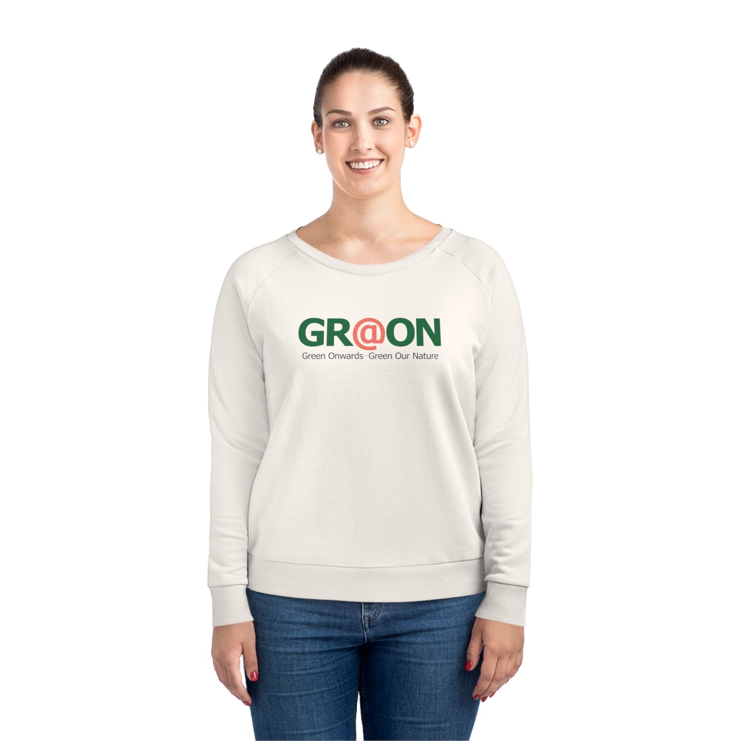 Model wearing a GR@ON Sweatshirt made from organic cotton, featuring a stylish and sustainable design. GR@ON Sweatshirts: Sustainable comfort, everyday style.