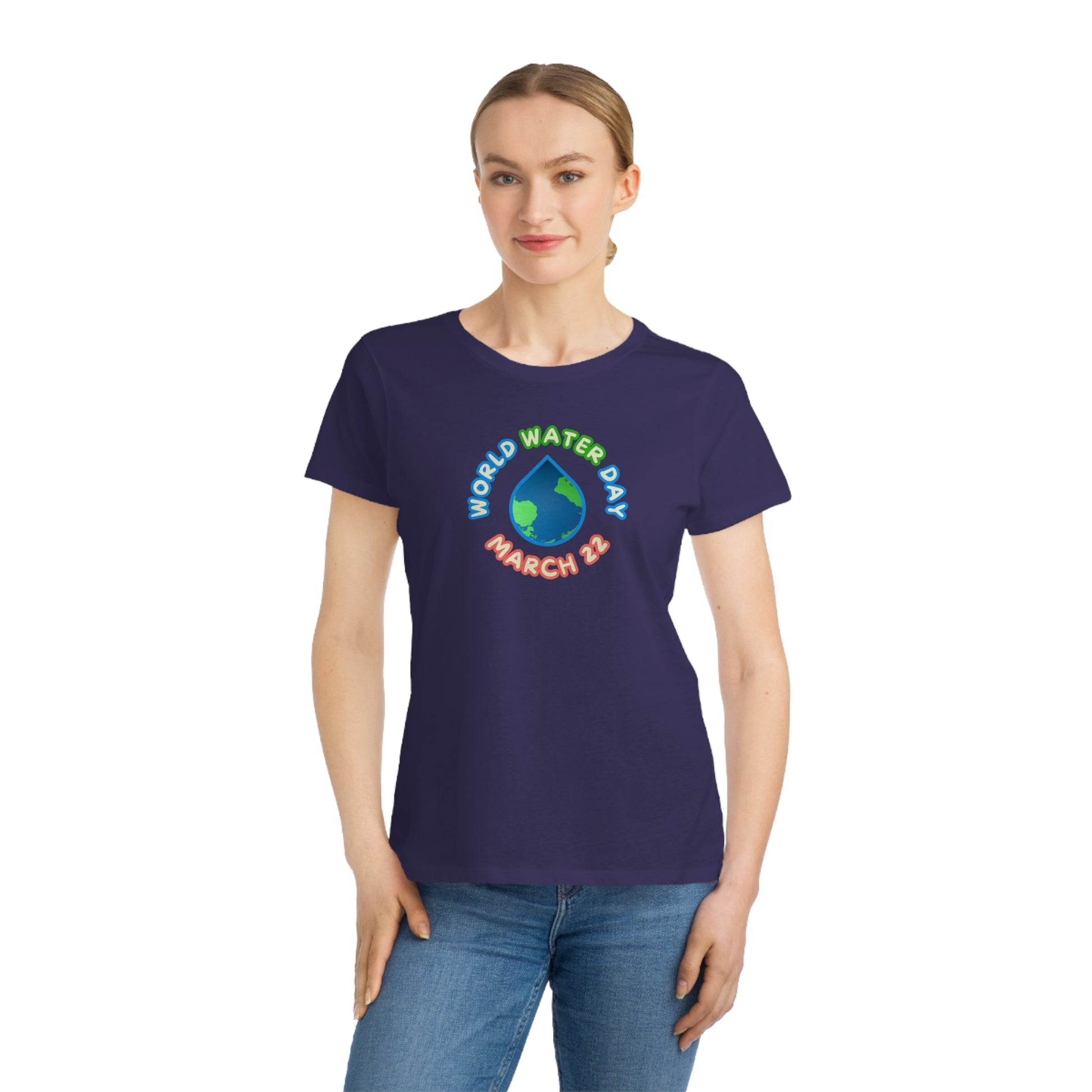 World Water Day, Model wearing a GR@ON T-Shirt made from organic cotton, featuring a stylish and sustainable design. GR@ON T-Shirts: Sustainable style, everyday comfort.