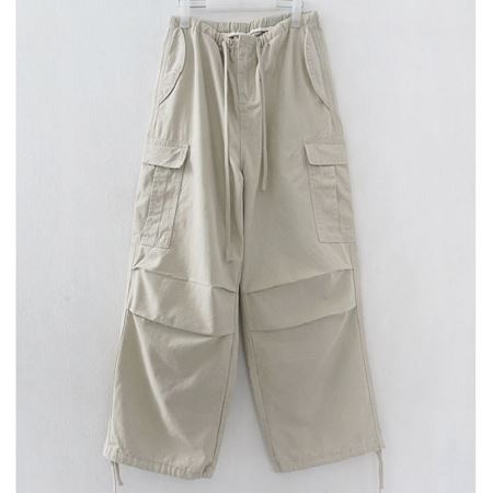 Dongdaemum Women’s Pants, a testament to the elegance and quality of wholesale Korean fashion.