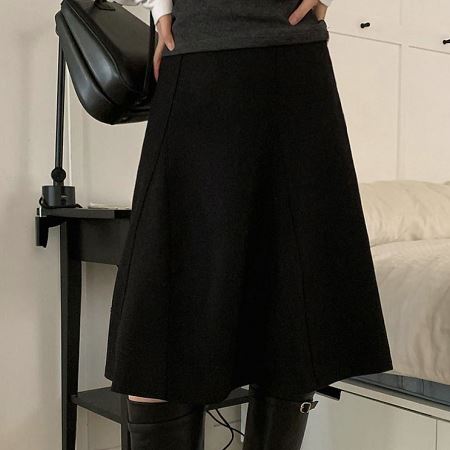 Dongdaemum Women’s Dresses, a testament to the elegance and quality of wholesale Korean fashion.