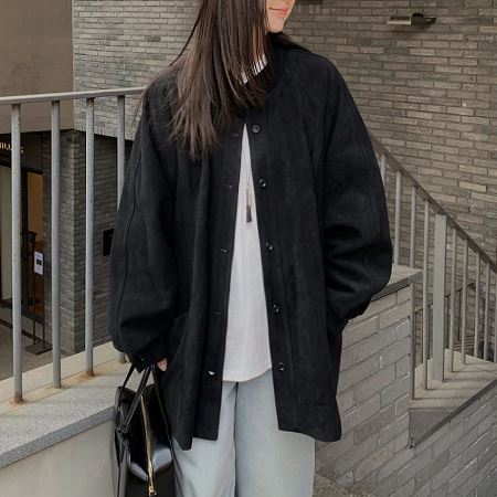 Dongdaemum Women’s Coats & Jackets, a testament to the elegance and quality of wholesale Korean fashion.
