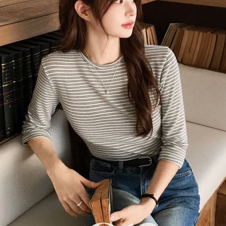 Dongdaemum Women’s Shirts, Tops & T-Shirts, a testament to the elegance and quality of wholesale Korean fashion.