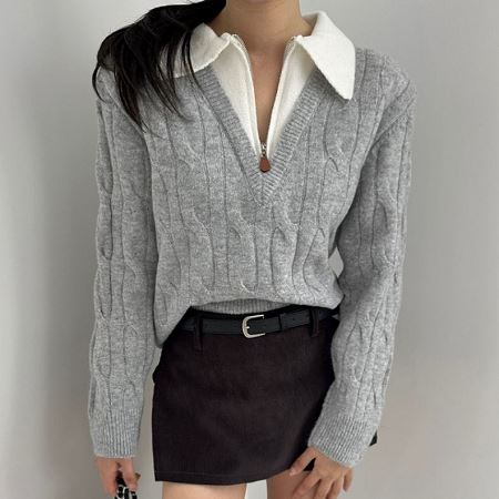 Dongdaemum Women’s Shirts, Tops & T-Shirts, a testament to the elegance and quality of wholesale Korean fashion.