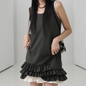 Dongdaemum Women’s Dresses, a testament to the elegance and quality of wholesale Korean fashion.