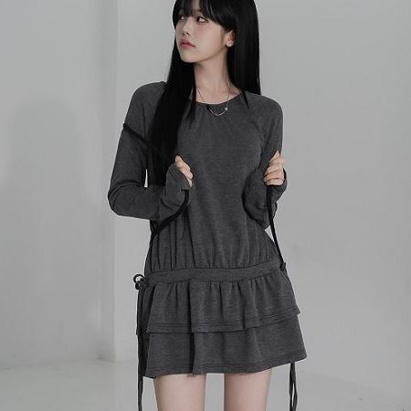 Dongdaemum Women’s Dresses, a testament to the elegance and quality of wholesale Korean fashion.