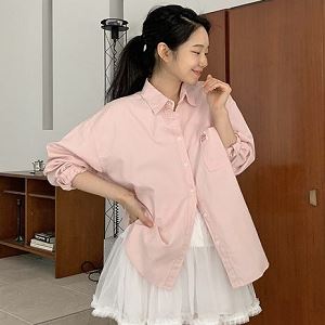 Dongdaemum Women’s Shirts, Tops & T-Shirts, a testament to the elegance and quality of wholesale Korean fashion.