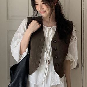 Dongdaemum Women’s Shirts, Tops & T-Shirts, a testament to the elegance and quality of wholesale Korean fashion.