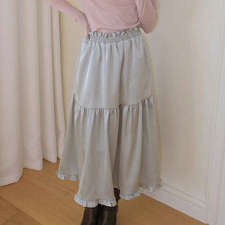 A collection of Dongdaemum Women’s Dresses, encapsulating the charm of Korean fashion.