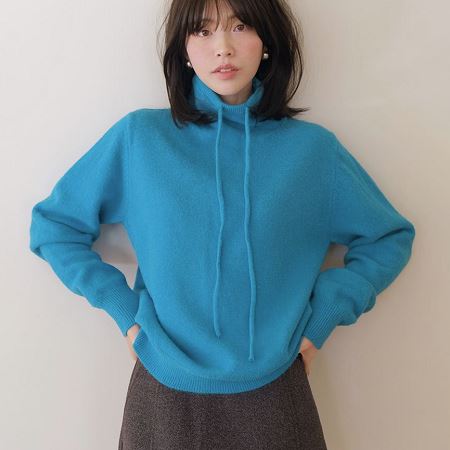 Dongdaemum Women’s Shirts, Tops & T-Shirts, a testament to the elegance and quality of wholesale Korean fashion.