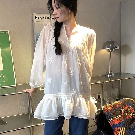 Dongdaemum Women’s Dresses, a testament to the elegance and quality of wholesale Korean fashion.