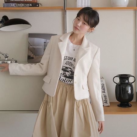 A variety of Dongdaemum Women’s Coats & Jackets, reflecting the sophistication of Korean fashion.