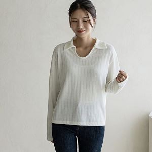 Dongdaemum Women’s Shirts, Tops & T-Shirts, a testament to the elegance and quality of wholesale Korean fashion.