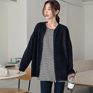 Dongdaemum Women’s Coats & Jackets, a testament to the elegance and quality of wholesale Korean fashion.