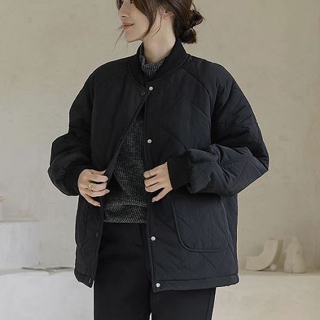 Dongdaemum Women’s Coats & Jackets, a testament to the elegance and quality of wholesale Korean fashion.