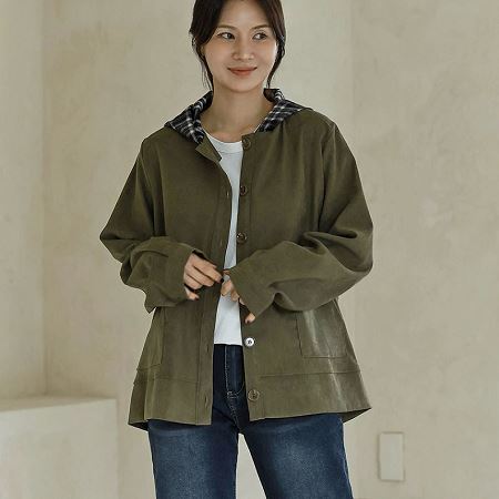 A variety of Dongdaemum Women’s Coats & Jackets, reflecting the sophistication of Korean fashion.