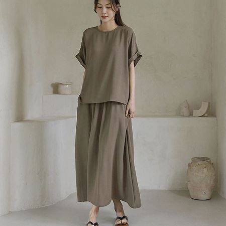 A variety of Dongdaemum Women’s One-Pieces, representing the allure of Korean fashion.