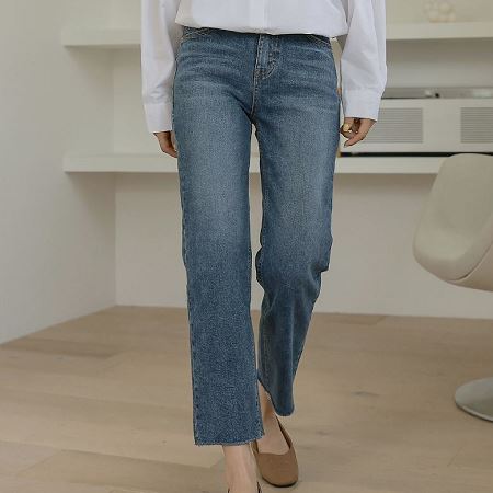 An array of Dongdaemum Women’s Pants, embodying the versatility of Korean fashion.