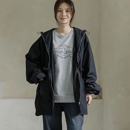 A variety of Dongdaemum Women’s Coats & Jackets, reflecting the sophistication of Korean fashion.