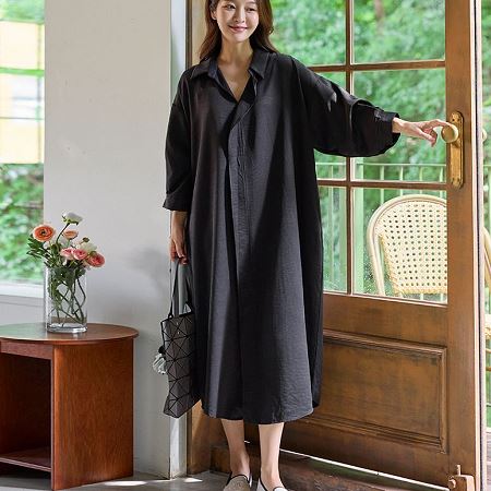 Dongdaemum Women’s Dresses, a testament to the elegance and quality of wholesale Korean fashion.