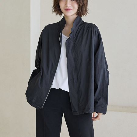 A variety of Dongdaemum Women’s Coats & Jackets, reflecting the sophistication of Korean fashion.