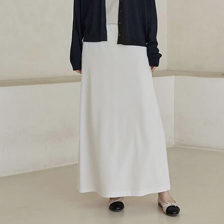 A collection of Dongdaemum Women’s Dresses, encapsulating the charm of Korean fashion.