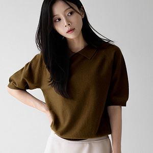 Dongdaemum Women’s Shirts, Tops & T-Shirts, a testament to the elegance and quality of wholesale Korean fashion.