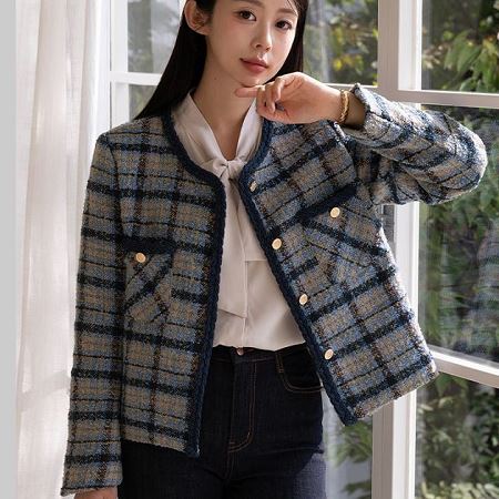 Dongdaemum Women’s Coats & Jackets, a testament to the elegance and quality of wholesale Korean fashion.