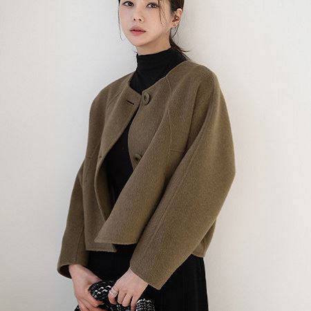 A variety of Dongdaemum Women’s Coats & Jackets, reflecting the sophistication of Korean fashion.