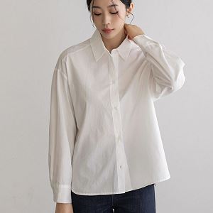 Dongdaemum Women’s Shirts, Tops & T-Shirts, a testament to the elegance and quality of wholesale Korean fashion.