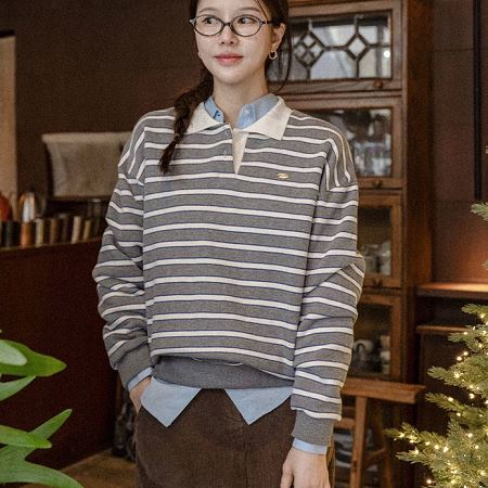 Dongdaemum Women’s Shirts, Tops & T-Shirts, a testament to the elegance and quality of wholesale Korean fashion.