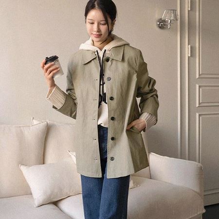 Dongdaemum Women’s Coats & Jackets, a testament to the elegance and quality of wholesale Korean fashion.