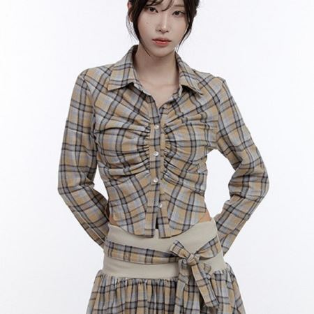 Dongdaemum Women’s Shirts, Tops & T-Shirts, a testament to the elegance and quality of wholesale Korean fashion.