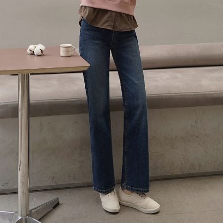 Dongdaemum Women’s Pants, a testament to the elegance and quality of wholesale Korean fashion.