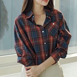 Dongdaemum Women’s Shirts, Tops & T-Shirts, a testament to the elegance and quality of wholesale Korean fashion.