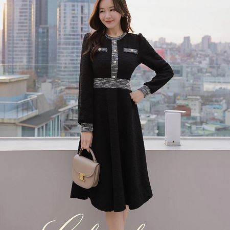 A collection of Dongdaemum Women’s Dresses, encapsulating the charm of Korean fashion.