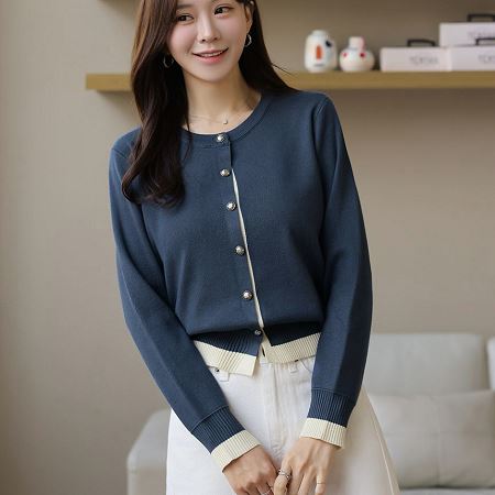 A variety of Dongdaemum Women’s Coats & Jackets, reflecting the sophistication of Korean fashion.