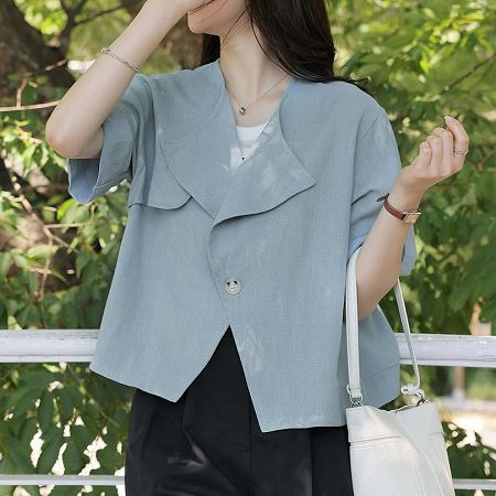 A variety of Dongdaemum Women’s Coats & Jackets, reflecting the sophistication of Korean fashion.