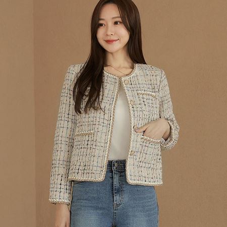 A variety of Dongdaemum Women’s Coats & Jackets, reflecting the sophistication of Korean fashion.