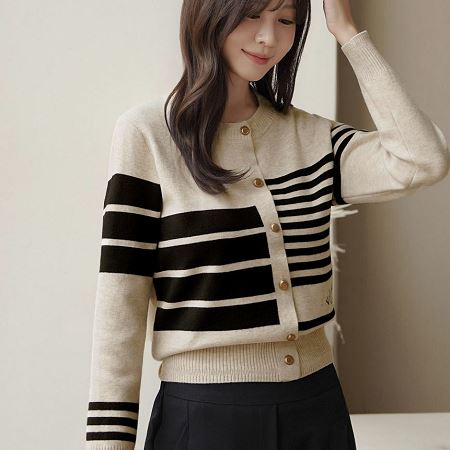 A variety of Dongdaemum Women’s Coats & Jackets, reflecting the sophistication of Korean fashion.