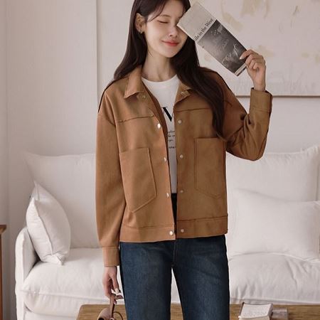 Dongdaemum Women’s Coats & Jackets, a testament to the elegance and quality of wholesale Korean fashion.