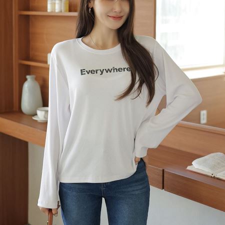 Dongdaemum Women’s Shirts, Tops & T-Shirts, a testament to the elegance and quality of wholesale Korean fashion.