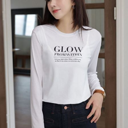 Dongdaemum Women’s Shirts, Tops & T-Shirts, a testament to the elegance and quality of wholesale Korean fashion.