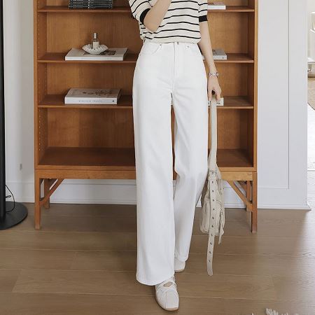 An array of Dongdaemum Women’s Pants, embodying the versatility of Korean fashion.