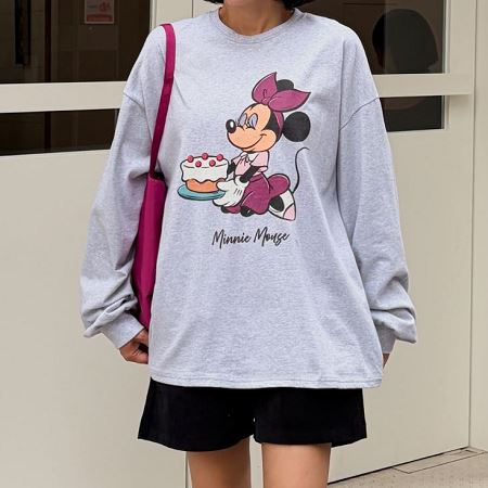 Dongdaemum Women’s Shirts, Tops & T-Shirts, a testament to the elegance and quality of wholesale Korean fashion.