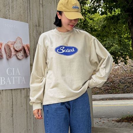 Dongdaemum Women’s Shirts, Tops & T-Shirts, a testament to the elegance and quality of wholesale Korean fashion.
