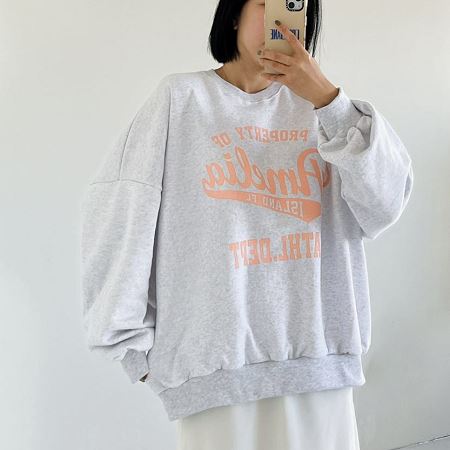 Dongdaemum Women’s Shirts, Tops & T-Shirts, a testament to the elegance and quality of wholesale Korean fashion.