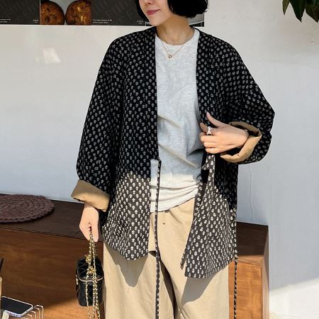 Dongdaemum Women’s Coats & Jackets, a testament to the elegance and quality of wholesale Korean fashion.