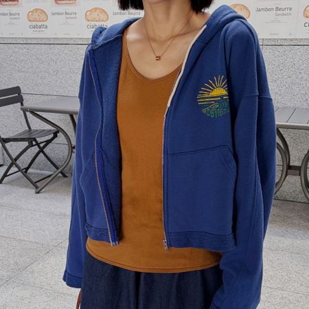 Dongdaemum Women’s Coats & Jackets, a testament to the elegance and quality of wholesale Korean fashion.
