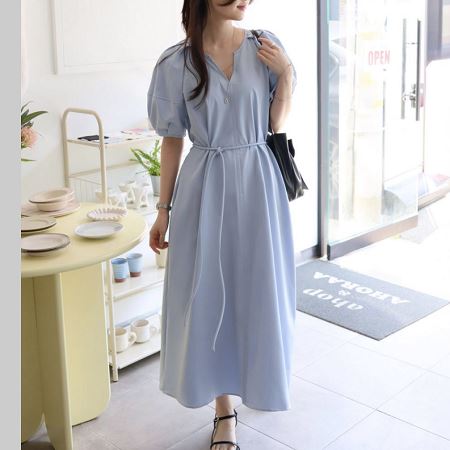 Dongdaemum Women’s Dresses, a testament to the elegance and quality of wholesale Korean fashion.