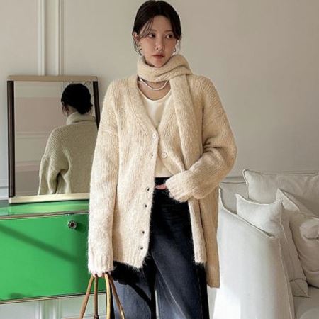 A variety of Dongdaemum Women’s Coats & Jackets, reflecting the sophistication of Korean fashion.